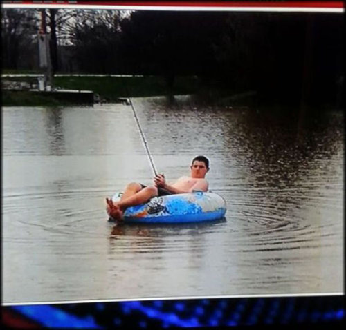 海外の遊びが凄い琴になっている写真