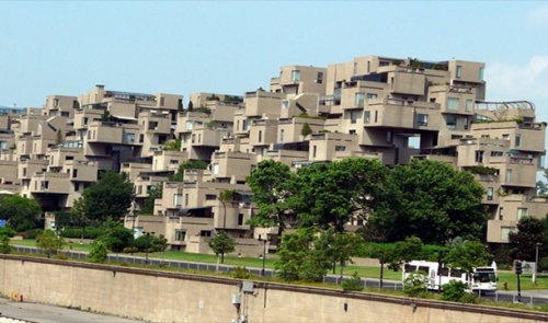  奇妙な建造物の画像