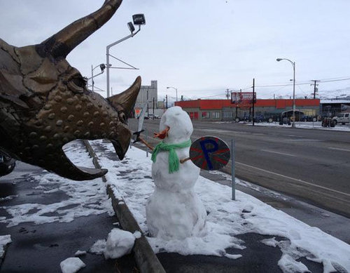 海外の彫刻で遊んだオモシロ写真