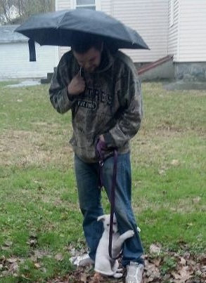 何かにおびえるキュートな動物たちの写真