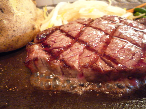 絶対に美味しい世界中のステーキ画像