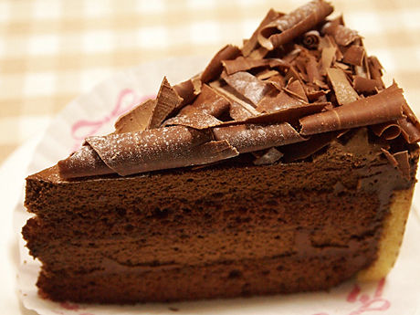 本当に食べたくなるチョコレートケーキとデザートの写真