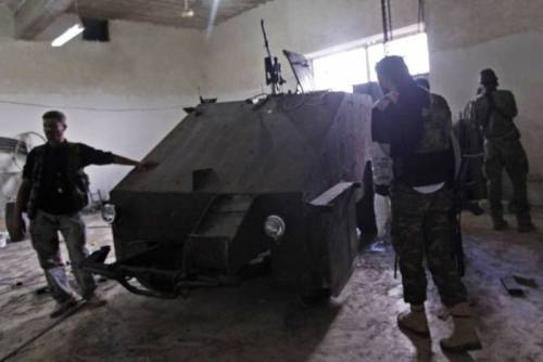 シリアの反政府勢力が80万円で戦車作った