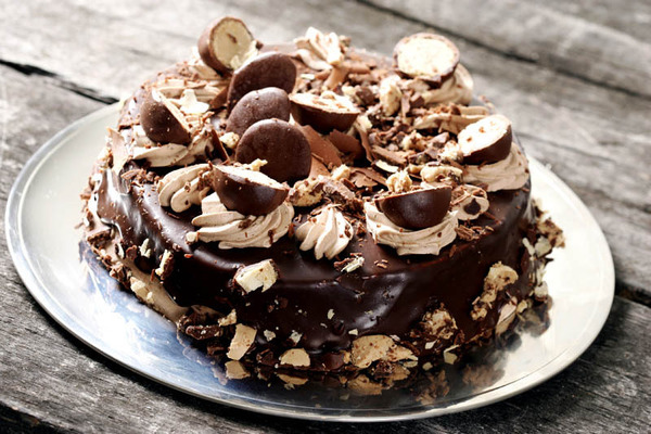 本当に美味しそうなチョコレートケーキの写真を見ていると食べたくなる！写真