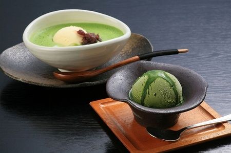 美味しそうで思わず食べたくなるアイスクリームの写真