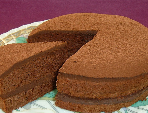 本当に美味しそうなチョコレートケーキの写真を見ていると食べたくなる！写真