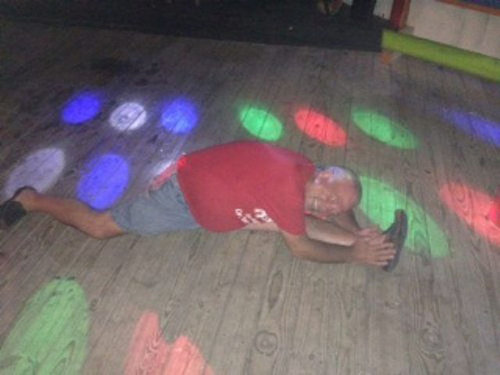 海外の遊びが凄い琴になっている写真