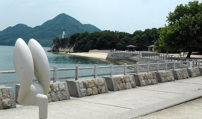 うさぎの天国になってる「大久野島」 